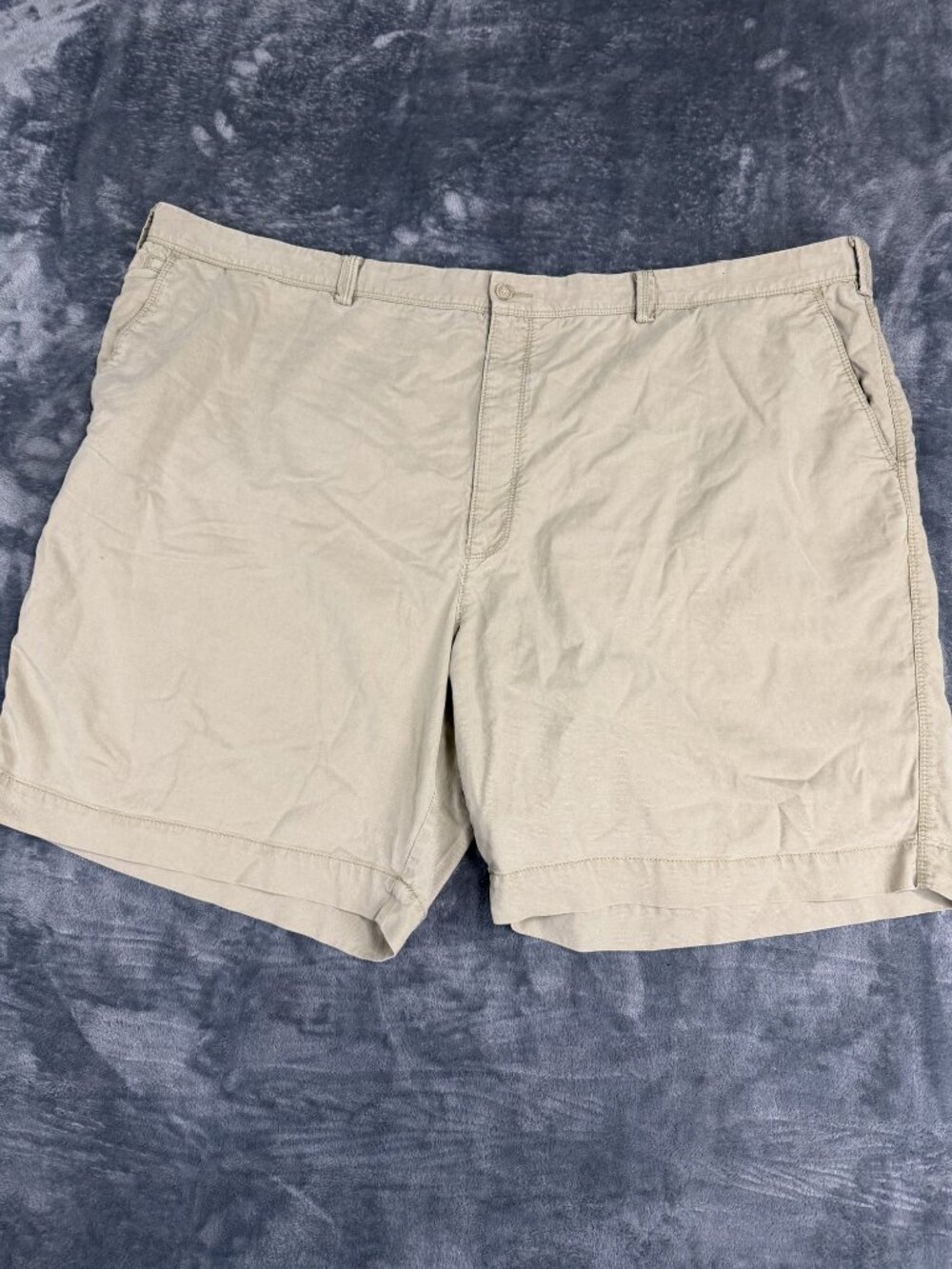 Tommy Bahama Mens Tan Flat-Front Casual Shorts 54